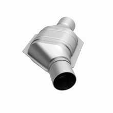 Load image into Gallery viewer, MagnaFlow Universal Catalytic Converter 2.25inch Angled Inlet FED