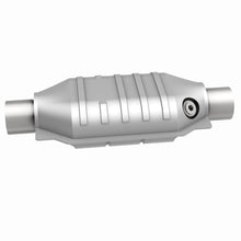 Load image into Gallery viewer, MagnaFlow Universal Catalytic Converter 3 Single O2 Boss