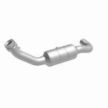 Load image into Gallery viewer, MagnaFlow Direct Fit Catalytic Converter F-150 04-06 8 4.6L