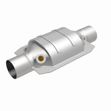 Load image into Gallery viewer, MagnaFlow Universal Catalytic Converter 2.25 W/Dual O2 Boss