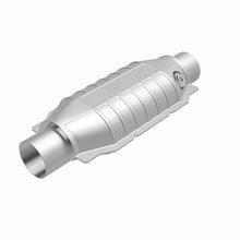 Load image into Gallery viewer, MagnaFlow Universal Catalytic Converter 2 Single O2 Boss