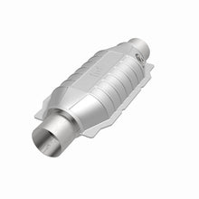 Load image into Gallery viewer, MagnaFlow Universal Catalytic Converter 2 Single O2 Boss