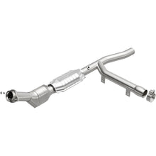 Load image into Gallery viewer, MagnaFlow Direct Fit Catalytic Converter 97-98 Ford Trucks 4.2L