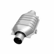 Load image into Gallery viewer, MagnaFlow Universal Catalytic Converter 2 W/Air FED