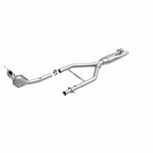 Load image into Gallery viewer, MagnaFlow Direct Fit Catalytic Converter 96-98 Lincoln Mark VIII 4.6L
