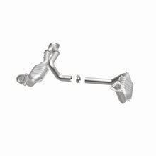Load image into Gallery viewer, MagnaFlow DF Cat. Conv 02-06 Cadillac Truck. 8 5.3L Dual Conv. Y-Pipe Assy 2wd/Chevy Truck 99-07