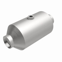 Load image into Gallery viewer, MagnaFlow Universal Catalytic Converter 2.50 Mid O2 CA