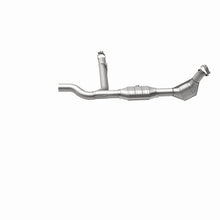 Load image into Gallery viewer, MagnaFlow Direct Fit Catalytic Converter 99 F150/250 4.6L P/S