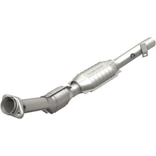 Load image into Gallery viewer, MagnaFlow Direct Fit Catalytic Converter 01 Ford Lightning Passenger Side