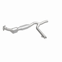 Load image into Gallery viewer, MagnaFlow Direct Fit Catalytic Converter 01-03 Ford F150 5.4L Passenger Side