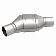 Load image into Gallery viewer, MagnaFlow Universal Catalytic Converter 2.25inch Angled Inlet 50 Sta