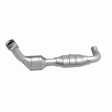 Load image into Gallery viewer, MagnaFlow Direct Fit Catalytic Converter 99 F150 4.6L V8 D/S 2WD