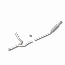 Load image into Gallery viewer, MagnaFlow Direct Fit Catalytic Converter 04-05 Dodge RAM 1500 Pickup 3.7L (Inc 4WD 4.7L) P/S