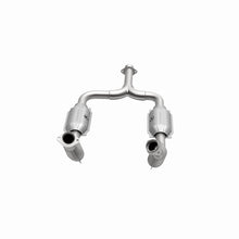 Load image into Gallery viewer, MagnaFlow Direct Fit Catalytic Converter 01-04 Ford Mustang 3.8L CA