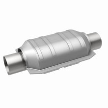 Load image into Gallery viewer, MagnaFlow Universal Catalytic Converter 3 W/Air FED