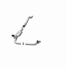 Load image into Gallery viewer, MagnaFlow Direct Fit Catalytic Converter 2003 Ram 1500 5.7 2WD