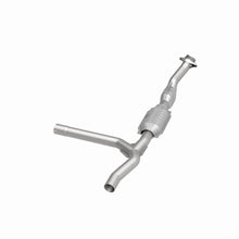Load image into Gallery viewer, MagnaFlow Direct Fit Catalytic Converter 00-01 Ford F-150 4.6L 2wd