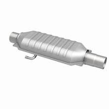 Load image into Gallery viewer, MagnaFlow Universal Catalytic Converter 2.5 W/Air