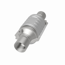 Load image into Gallery viewer, MagnaFlow Universal Catalytic Converter 2.50inch w/ single O2
