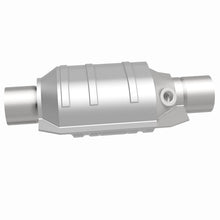 Load image into Gallery viewer, MagnaFlow Universal Catalytic Converter 2 W/Single O2 Boss