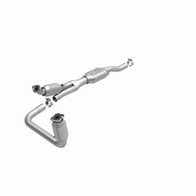 Load image into Gallery viewer, MagnaFlow Direct Fit Catalytic Converter 02 Dodge Ram 5.9L