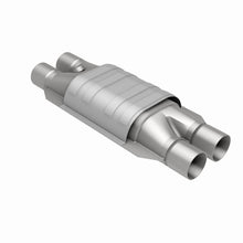 Load image into Gallery viewer, MagnaFlow Universal Catalytic Converter 2 D/D W/O2 Boss