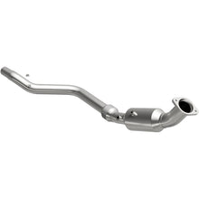 Load image into Gallery viewer, MagnaFlow Direct Fit Catalytic Converter 05-07 Chrysler 300 2.7/3.5L D/S