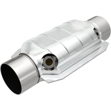 Load image into Gallery viewer, MagnaFlow Universal Catalytic Converter 3 W/Dual O2 Boss
