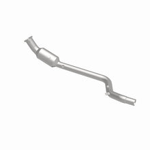 Load image into Gallery viewer, MagnaFlow DF Catalytic Conv 05-07 Chrysler 300 P/S / 06-07 Dodge Charger P/S / 05-07 Magnum P/S