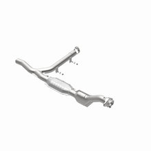 Load image into Gallery viewer, MagnaFlow Direct Fit Catalytic Converter 97-98 Ford Trucks 4.6L