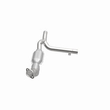 Load image into Gallery viewer, MagnaFlow Direct Fit Catalytic Converter 01-03 Ford F150 5.4L Passenger Side
