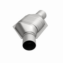 Load image into Gallery viewer, MagnaFlow Universal Catalytic Converter 2 Angled Inlet