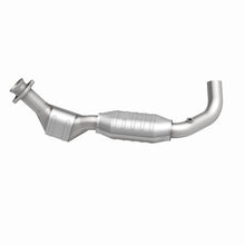 Load image into Gallery viewer, MagnaFlow Direct Fit Catalytic Converter 97-98 Ford F-150 Pickup 4.2L D/S 4WD (49 State)