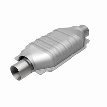 Load image into Gallery viewer, MagnaFlow Universal Catalytic Converter 2 W/Air FED