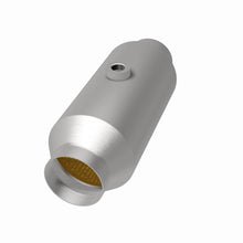 Load image into Gallery viewer, MagnaFlow California Grade Universal Converter 11-15 Mercedes-Benz G550 V8 5.5L