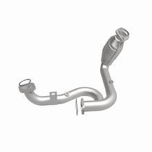 Load image into Gallery viewer, MagnaFlow Direct Fit Catalytic Converter 04-05 Taurus/Sable 3.0L
