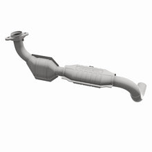 Load image into Gallery viewer, MagnaFlow Direct Fit Catalytic Converter 04-06 Ford F150 5.4L Driver Side