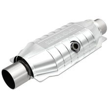 Load image into Gallery viewer, MagnaFlow Universal Catalytic Converter 2.25 Rear