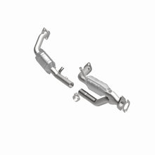 Load image into Gallery viewer, MagnaFlow Direct Fit Catalytic Converter 96-99 Ford Taurus3.0L 50S