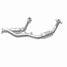 Load image into Gallery viewer, MagnaFlow Direct Fit Catalytic Converter 96-99 Ford Taurus3.0L 50S
