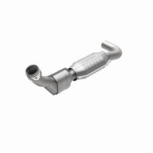 Load image into Gallery viewer, MagnaFlow Direct Fit Catalytic Converter 01-03 F150 5.4 Driver Side OEM