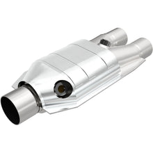 Load image into Gallery viewer, MagnaFlow Universal Catalytic Converter 2.5/2 Single/Dual O2