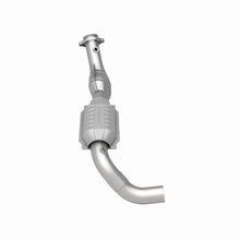 Load image into Gallery viewer, MagnaFlow Direct Fit Catalytic Converter 97-98 Ford Trucks 4.6L