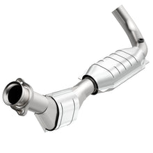 Load image into Gallery viewer, MagnaFlow Direct Fit Catalytic Converter 97-98 Ford F-150 Pickup 4.2L D/S 4WD (49 State)