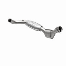 Load image into Gallery viewer, MagnaFlow Direct Fit Catalytic Converter 97-98 Ford F-150 Pickup 4.2L D/S 4WD (49 State)