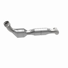 Load image into Gallery viewer, MagnaFlow Direct Fit Catalytic Converter 01 Ford Trucks 5.4L