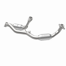 Load image into Gallery viewer, MagnaFlow Direct Fit Catalytic Converter 96-99 Ford Taurus3.0L 50S