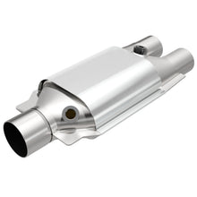 Load image into Gallery viewer, MagnaFlow Universal Catalytic Converter 2.5/2 single/dual O2 OEM