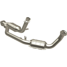 Load image into Gallery viewer, MagnaFlow Direct Fit Catalytic Converter 96-99 Ford Taurus3.0L 50S