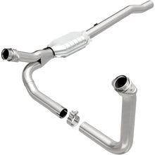 Load image into Gallery viewer, MagnaFlow Direct Fit Catalytic Converter 02-03 Dodge Ram 1500 Pickup 4.7L 4WD
